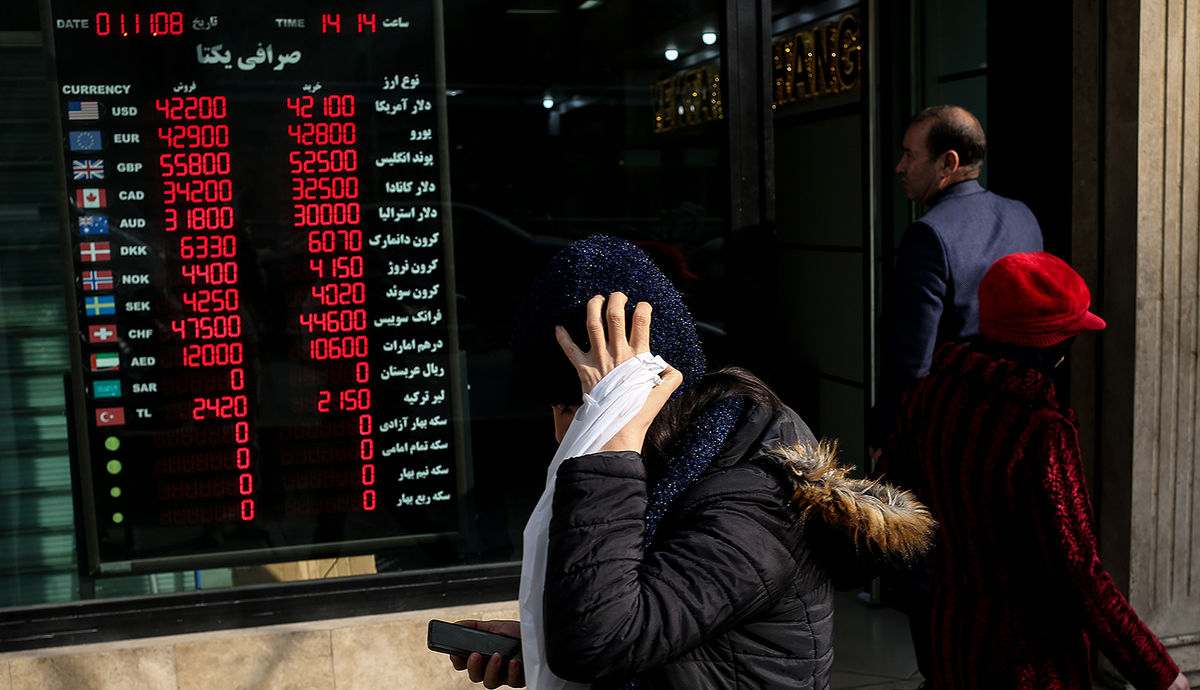 صعود چشمگیر دلار از سوی بانک مرکزی / نرخ غیرواقعی، واقعی شد!