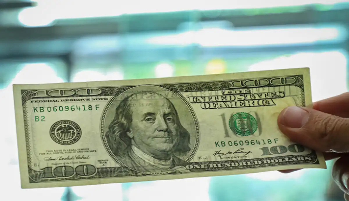 3 پیش بینی از قیمت دلار/ فرمان دلار در دست اخبار