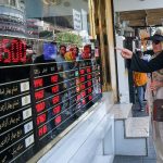 سه معما در بازار ارز