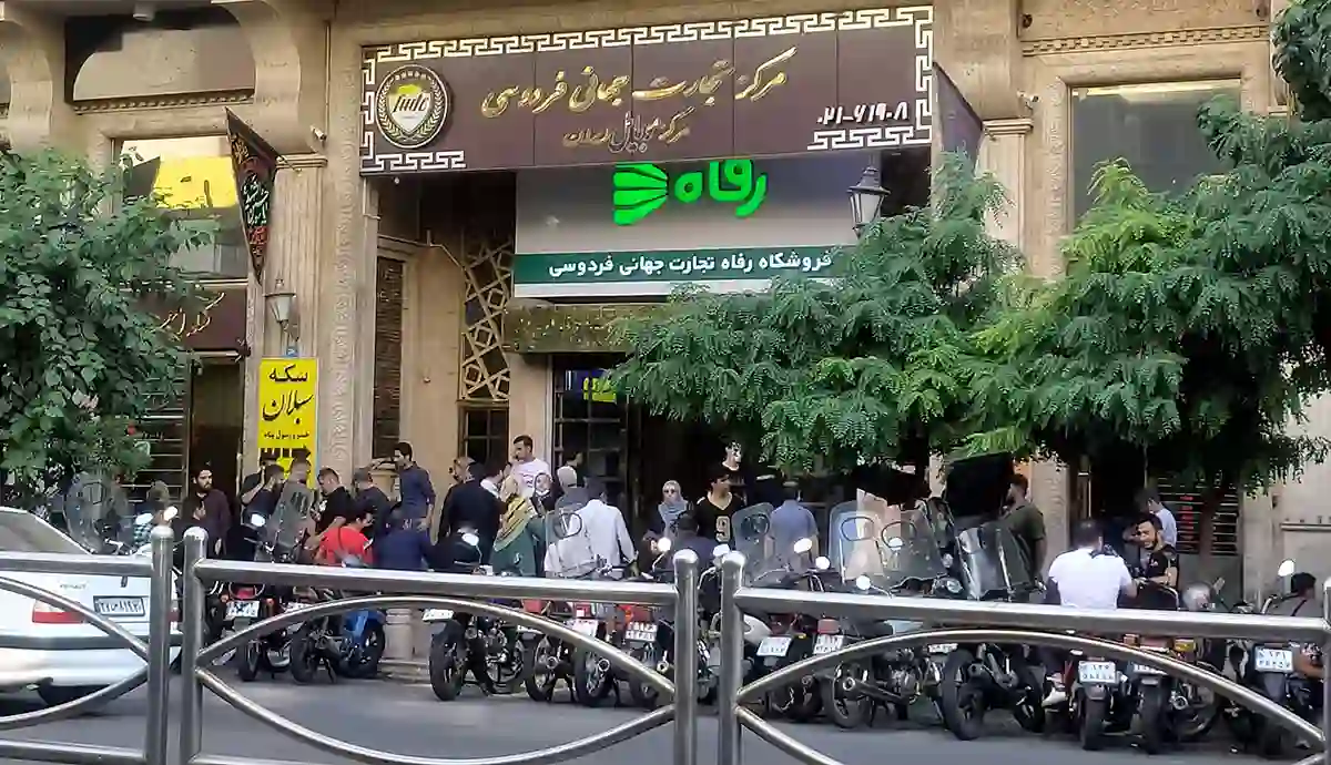 دلیل ثابت ماندن قیمت دلار چیست؟