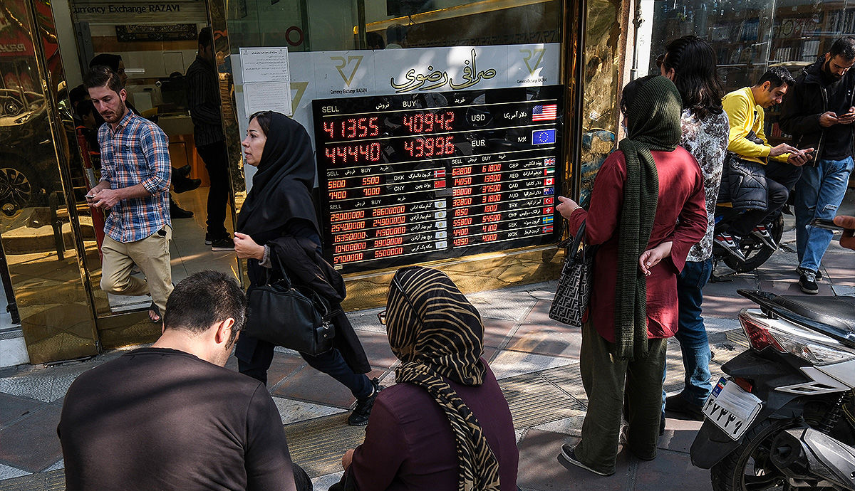 قیمت دلار دچار سندرم آخر ماه شد