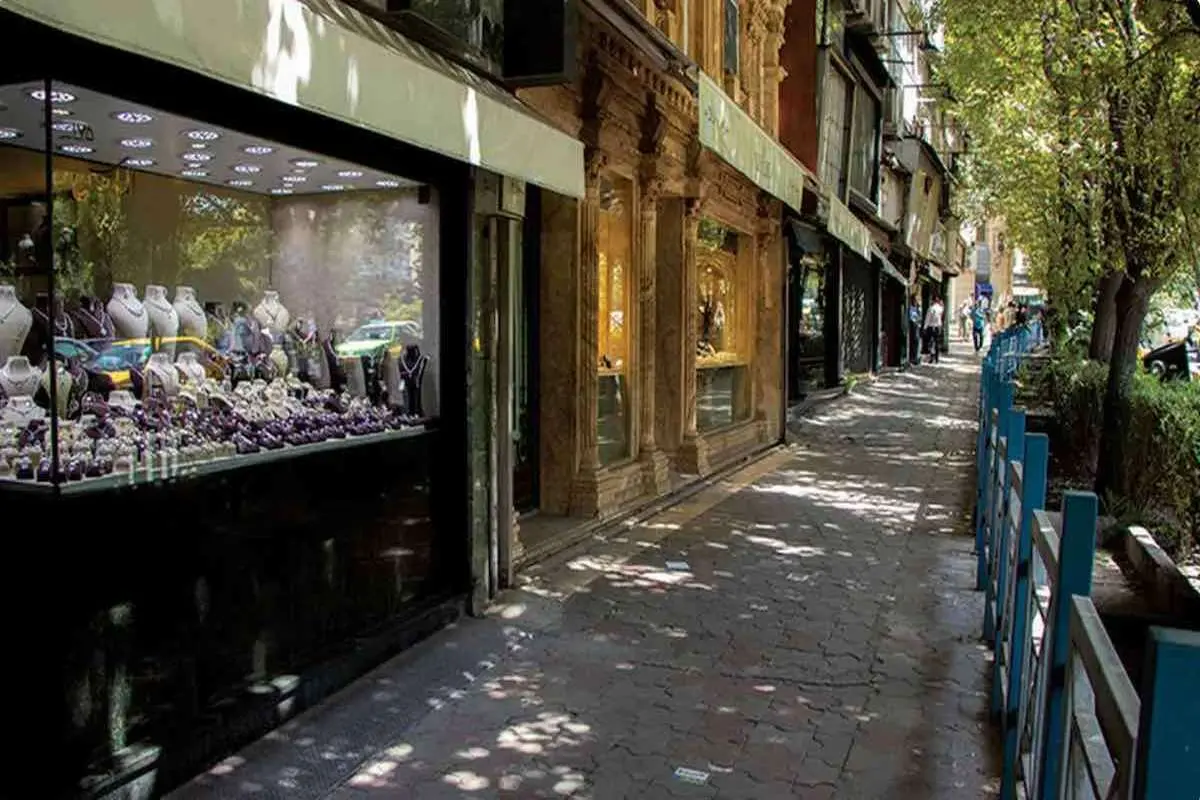 گسترش اعتراضات صنف طلا به بازار طلای تهران/ طلافروش‌ها یک ماه مهلت گرفتند