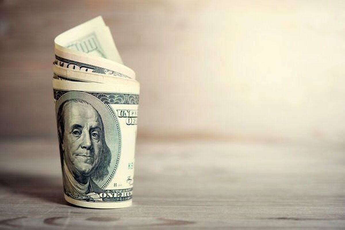 افت قیمت دلار در وقت اضافه