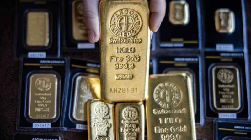 الزام فروش شمش طلا با نرخ دلار ۳۷۵۰۰ تومانی/ واردات طلا صفر می شود؟