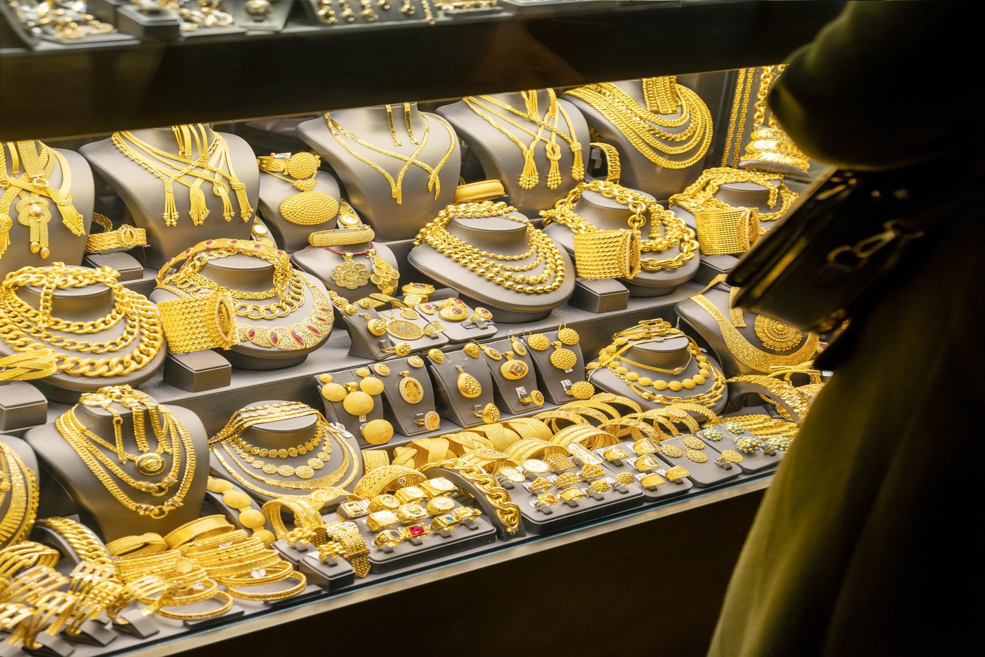 اگر قصد خرید طلا دارید بخوانید