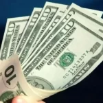 سقف قیمت دلار تا پایان سال ۱۴۰۳ / چرا دلار از نفس افتاد؟